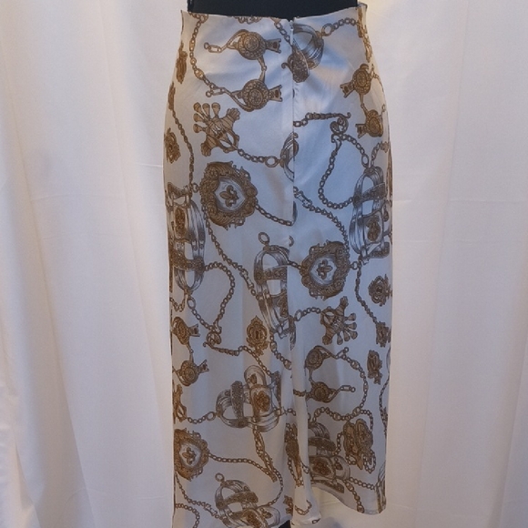 Polly Elegant Chain Print Midi Skirt - Picture 4 of 7